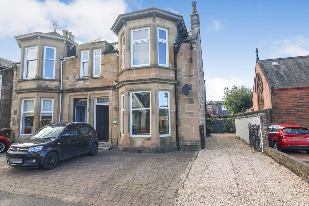 Main image of property: 1a Orchard Street, Falkirk, FK1 1RF