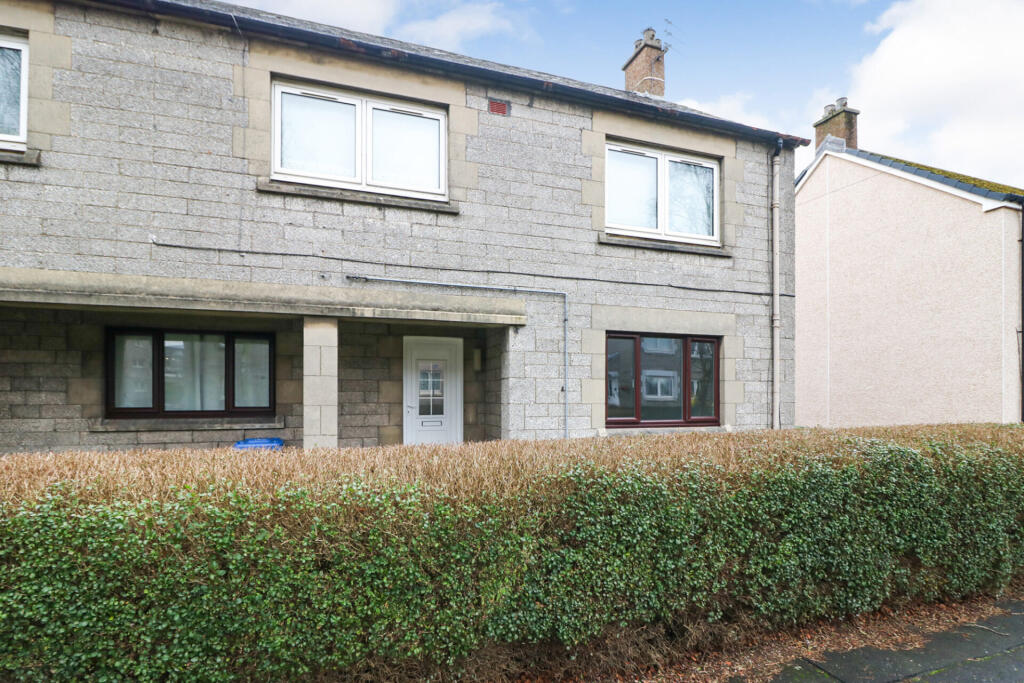 Main image of property: 10, Telford Square, Falkirk, FK1 4BT