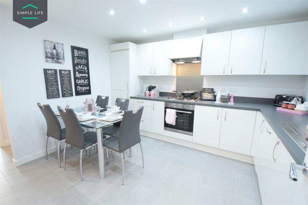 Additional property image - Romanby Shaw, Bradford
