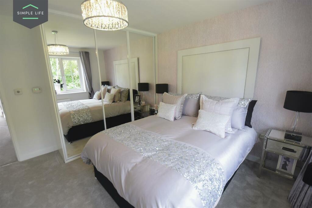 Additional property image - Romanby Shaw, Bradford