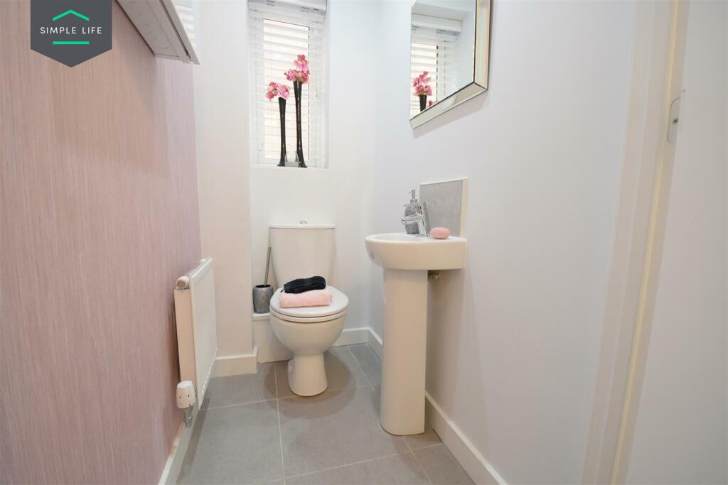 Additional property image - Romanby Shaw, Bradford