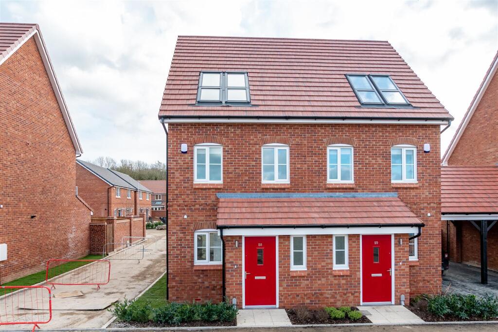 Main image of property: Milard Grange, Dunstable, LU5 6SP