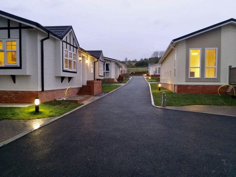 2 bedroom park home for sale in Yew Tree Park, Charing, Kent, TN27