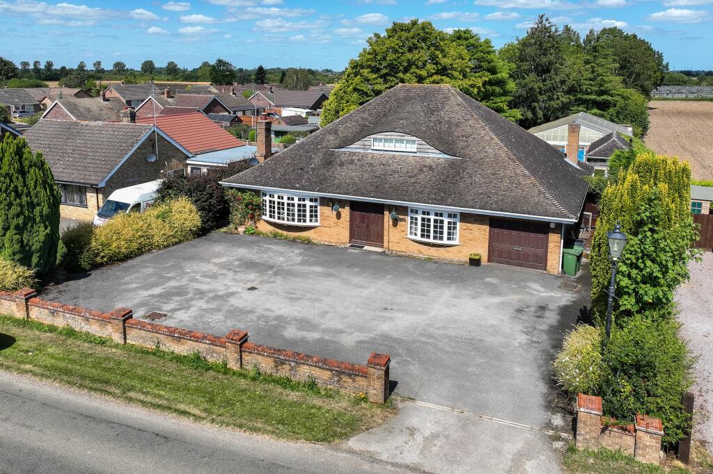 Main image of property: 38 Church Road, Emneth, PE14