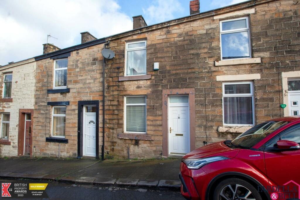 2 bedroom terraced house for sale in Altham Street, Padiham, BB12