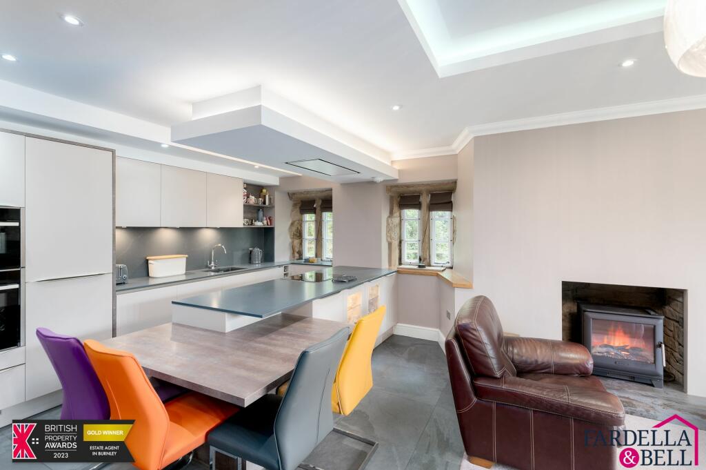 Additional property image - Burnley Road, Cliviger, BB10