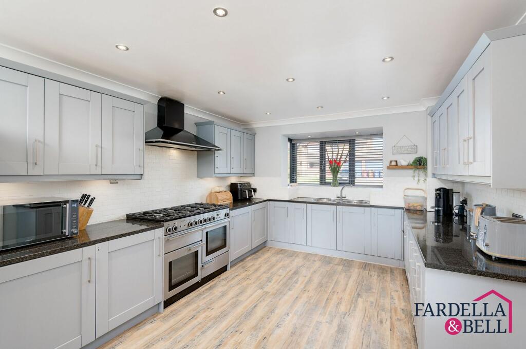 Additional property image - Lingmoor Drive, Burnley, BB12