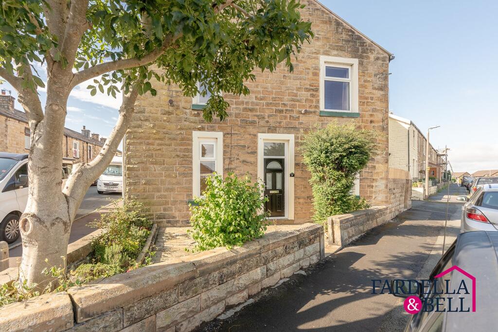 2 bedroom terraced house