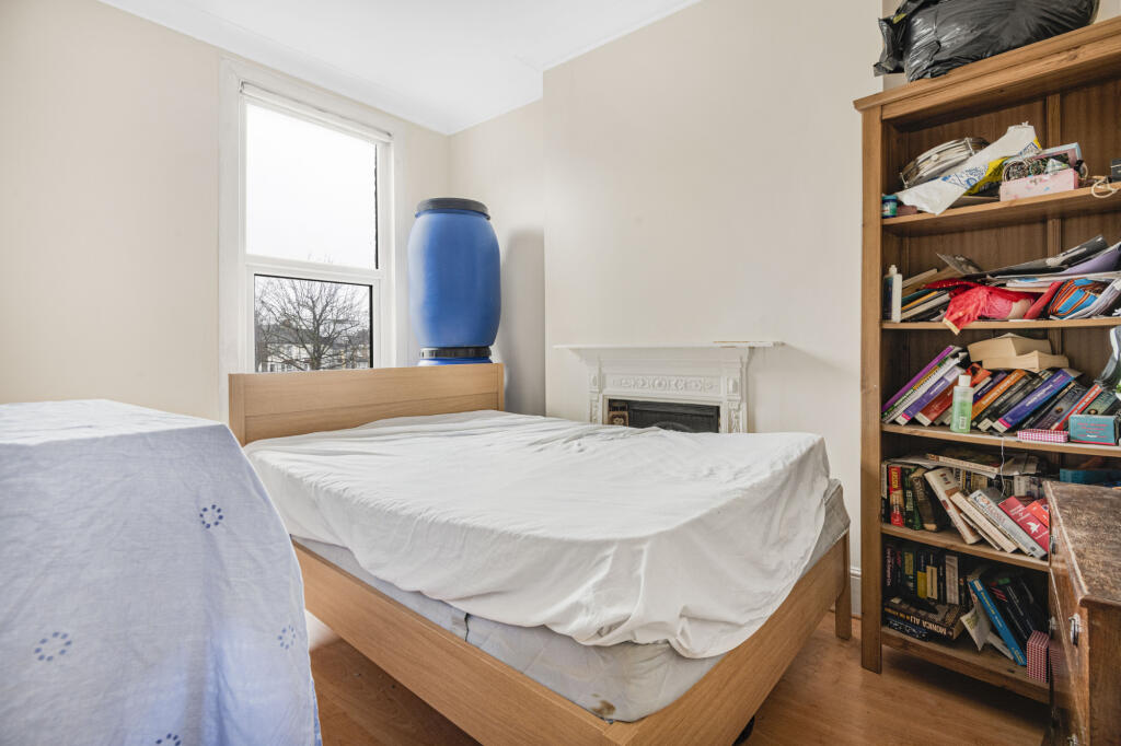 Additional property image - Bensham Manor Road, London, Surrey, CR7