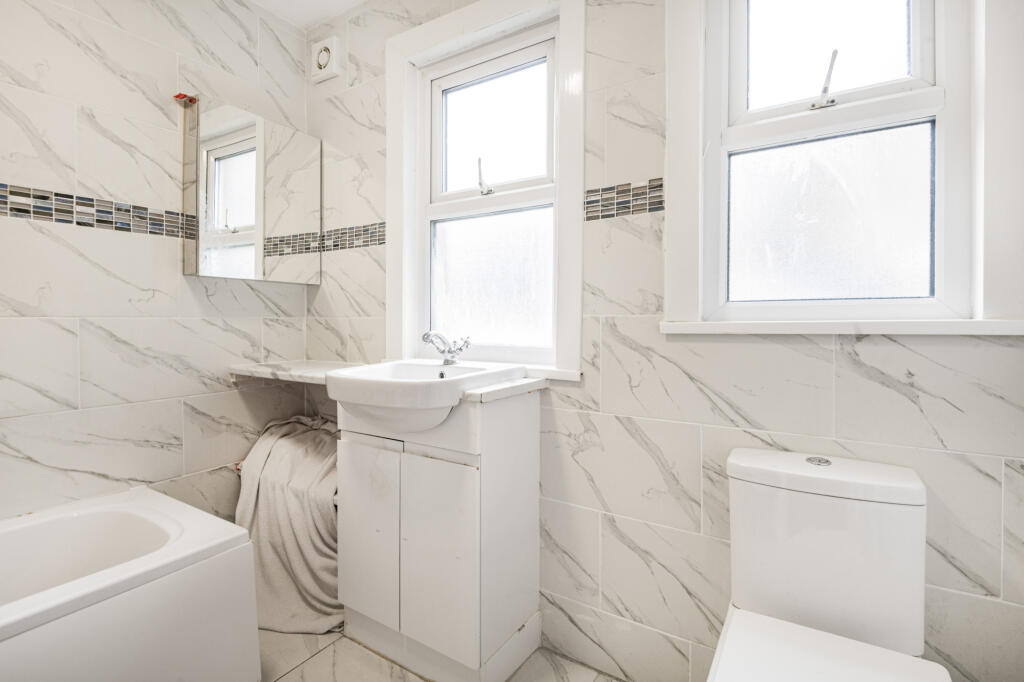 Additional property image - Bensham Manor Road, London, Surrey, CR7