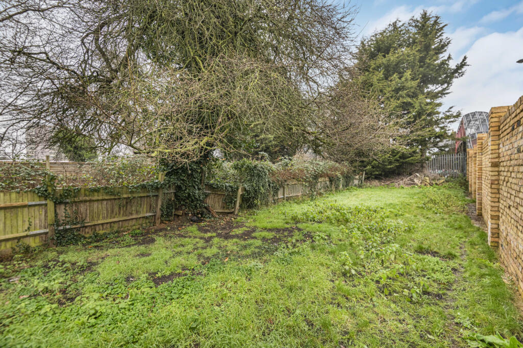 Additional property image - Bensham Manor Road, London, Surrey, CR7