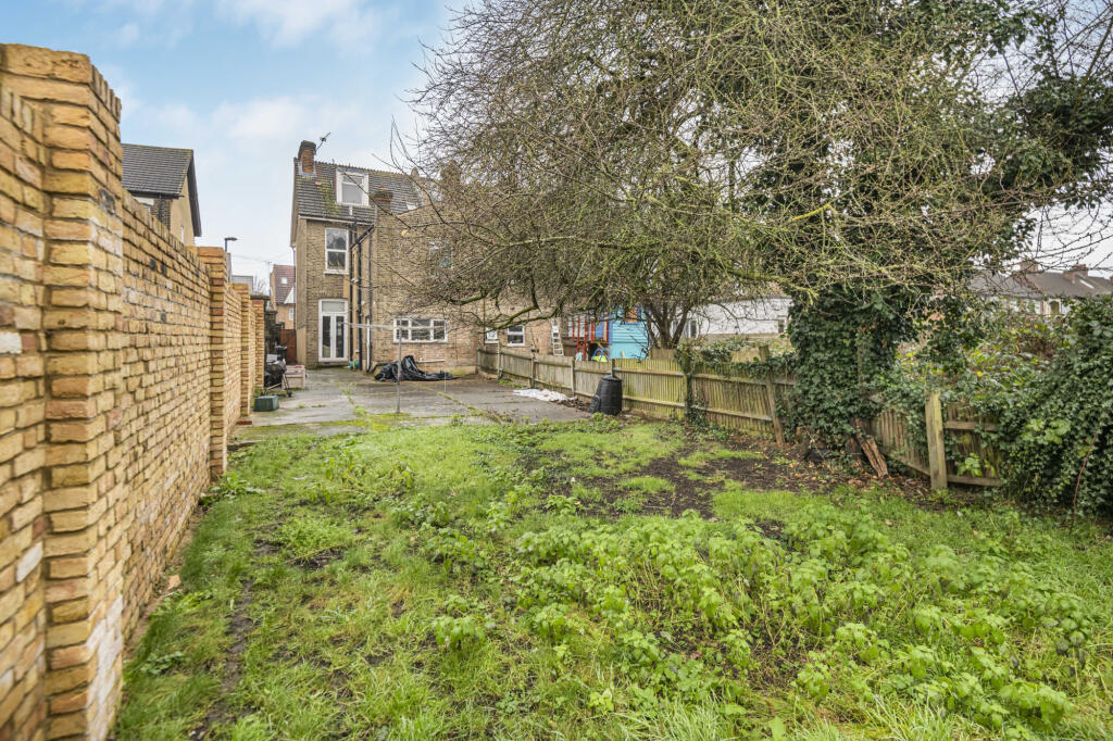 Additional property image - Bensham Manor Road, London, Surrey, CR7