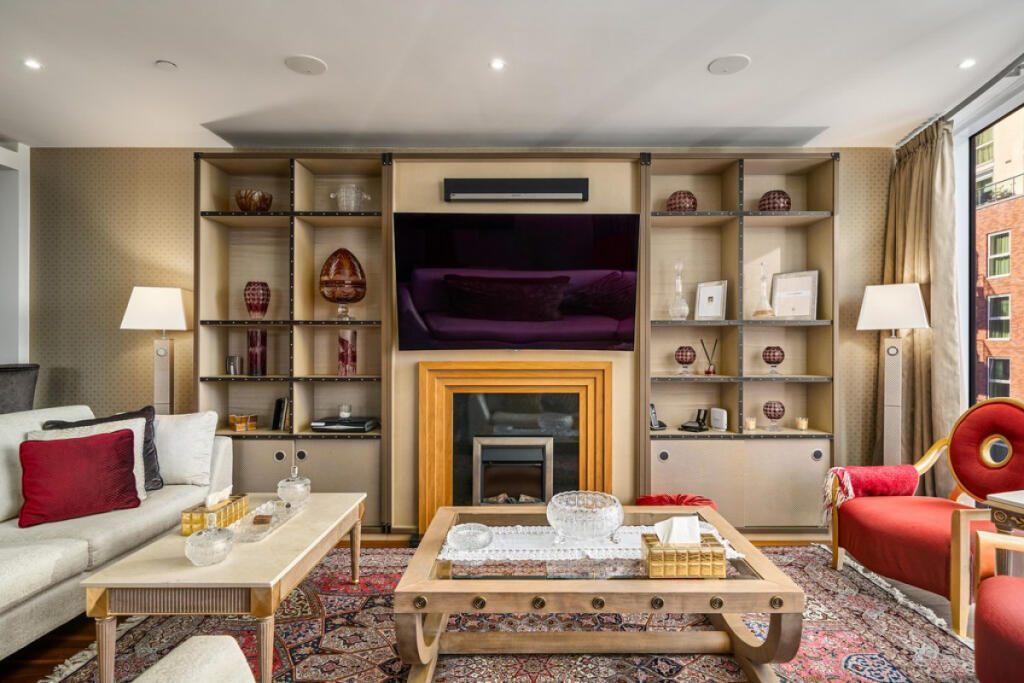 Main image of property: Pinnacle House, Juniper Drive, London, sw18