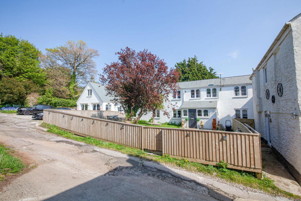 Main image of property: Dartmouth Edge