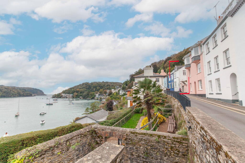 Main image of property: South Town, Dartmouth