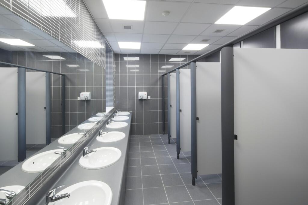 Granite House - Bathroom