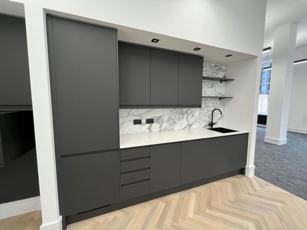 Ground Floor Suite 2