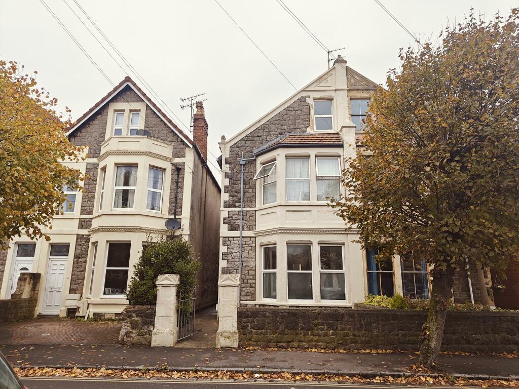 Main image of property: Flat 4, 77 Moorland Road, Weston-super-Mare, Somerset
