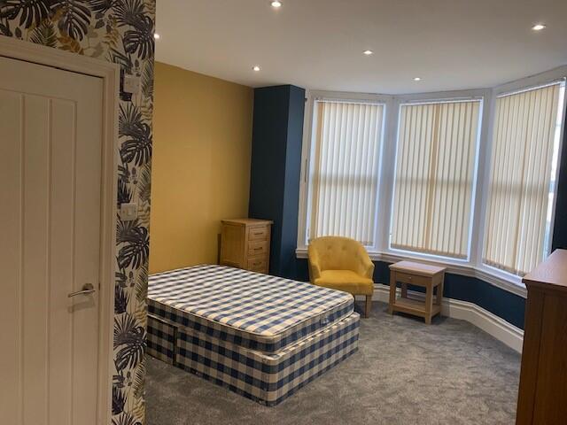 Main image of property: Room 3, 154 Milton Road, Weston-super-Mare, Somerset