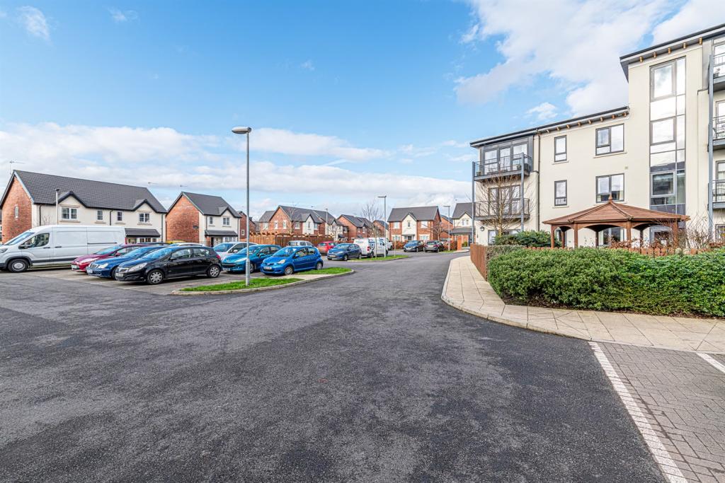 2 bedroom retirement property for sale in The Windings, Cable Drive