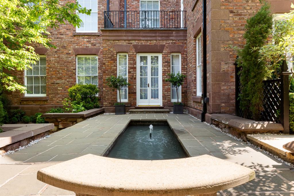 6 bedroom detached house for sale in Crossley Park, Manley, Cheshire, WA6