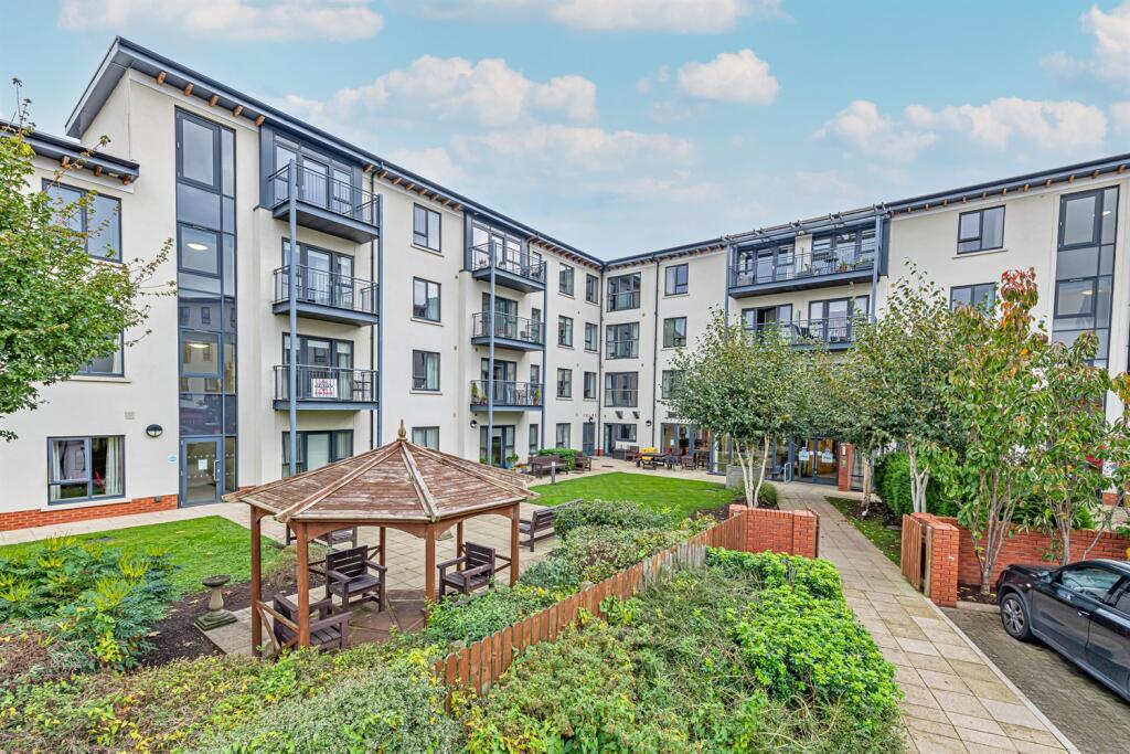 2 bedroom retirement property for sale in The Windings, Cable Drive