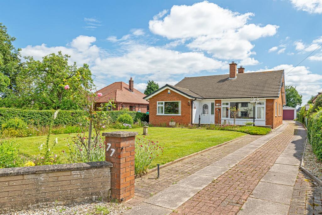3 bedroom detached bungalow for sale in Top Road, Kingsley, Frodsham, WA6
