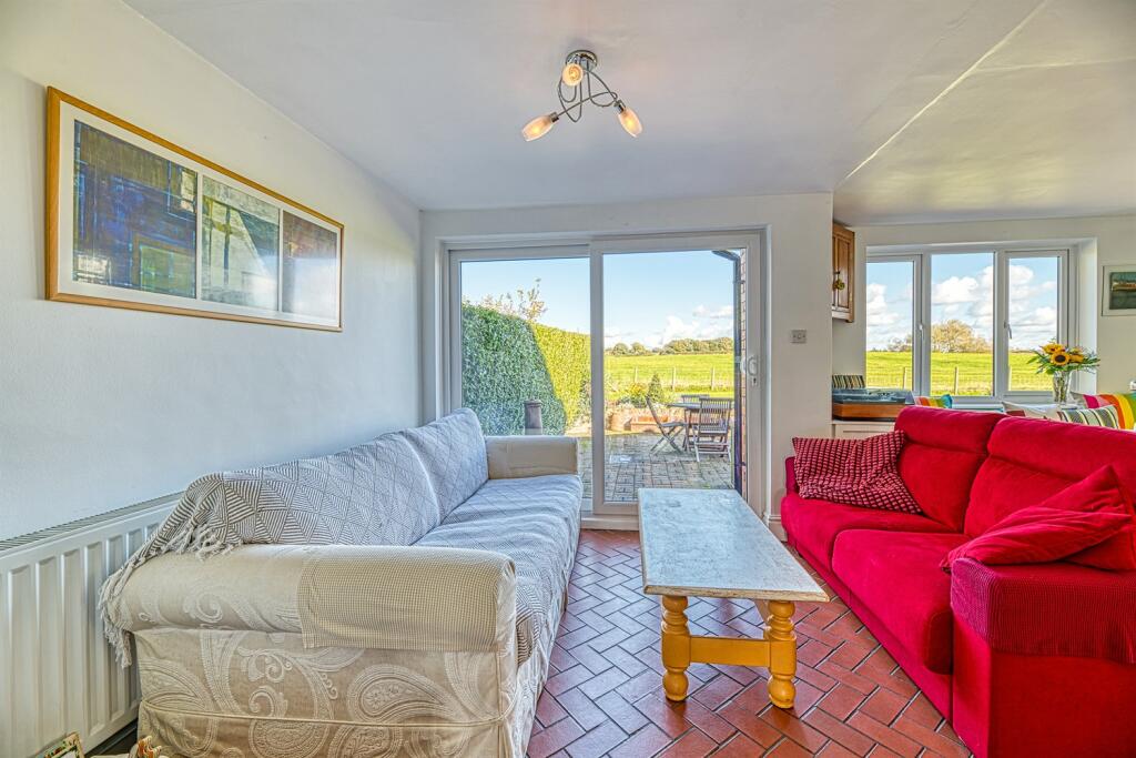 Additional property image - Stable Lane, Mouldsworth, Chester