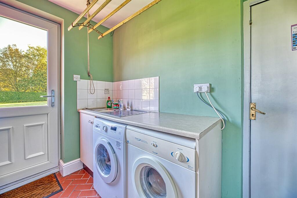 Additional property image - Stable Lane, Mouldsworth, Chester