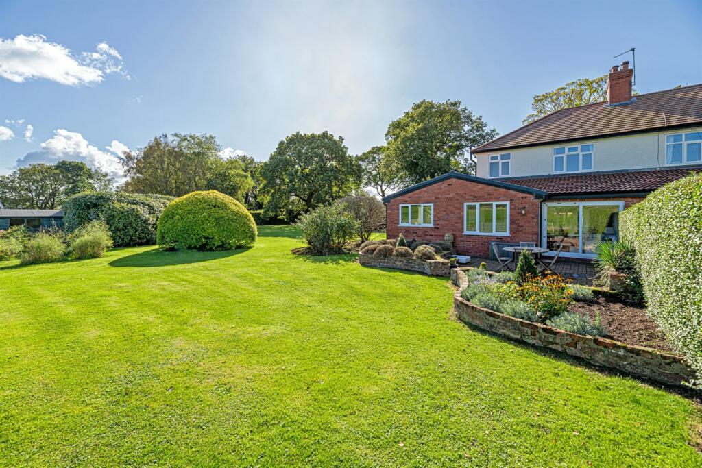 Additional property image - Stable Lane, Mouldsworth, Chester