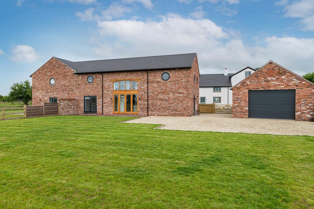 Main image of property: Hollow Lane, Kingsley, Frodsham