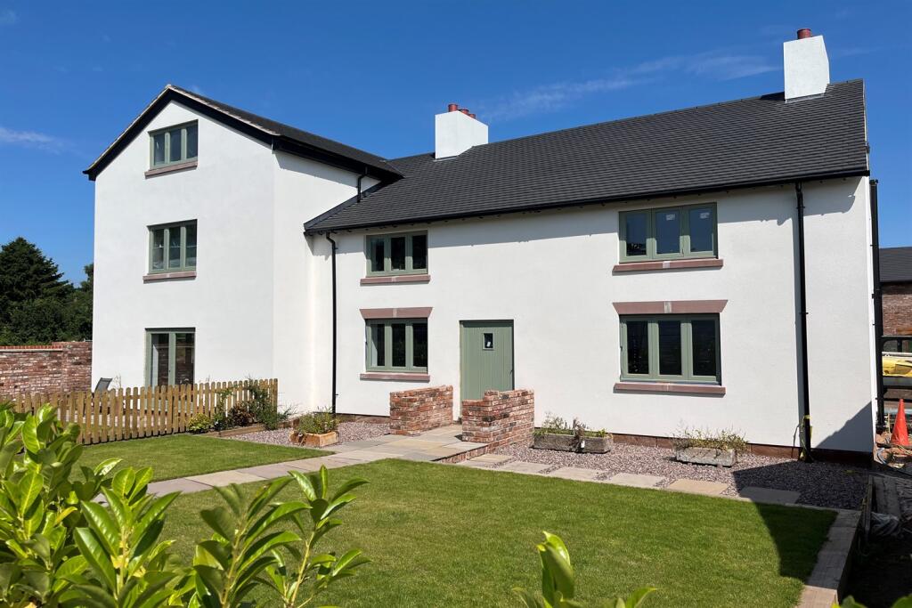 Main image of property: Hollow Lane, Kingsley, Frodsham