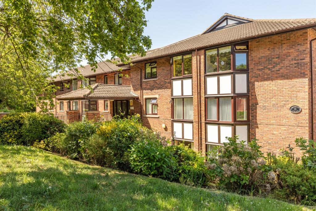 Main image of property: Lincoln Court, Lower Robin Hood Lane, Helsby, Frodsham