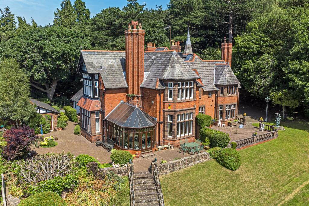 Main image of property: Iconic Victorian Splendour in A Superb Setting 