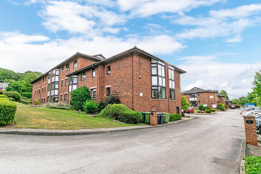 1 bedroom apartment for sale in Lincoln Court, Lower Robin Hood Lane