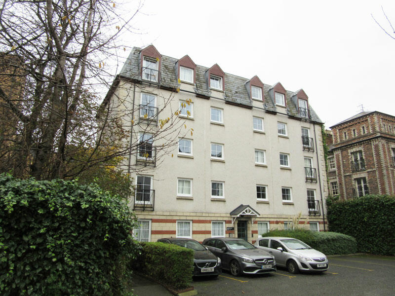 2 bedroom flat for rent in Grove Street, Fountainbridge, Edinburgh, EH3