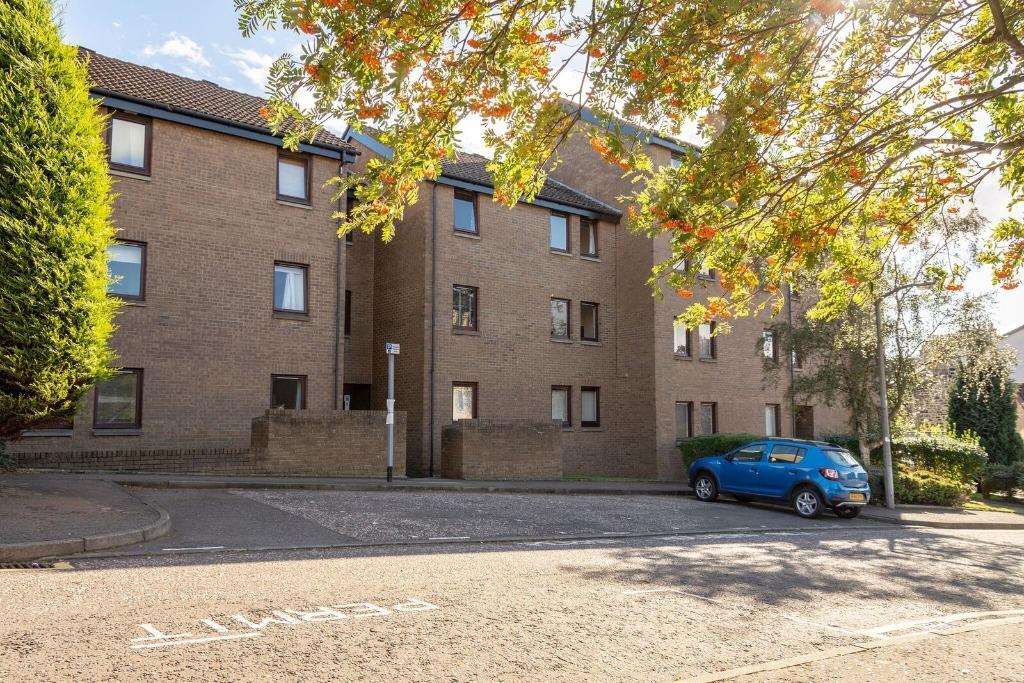 Main image of property: Boat Green, Canonmills, Edinburgh, EH3