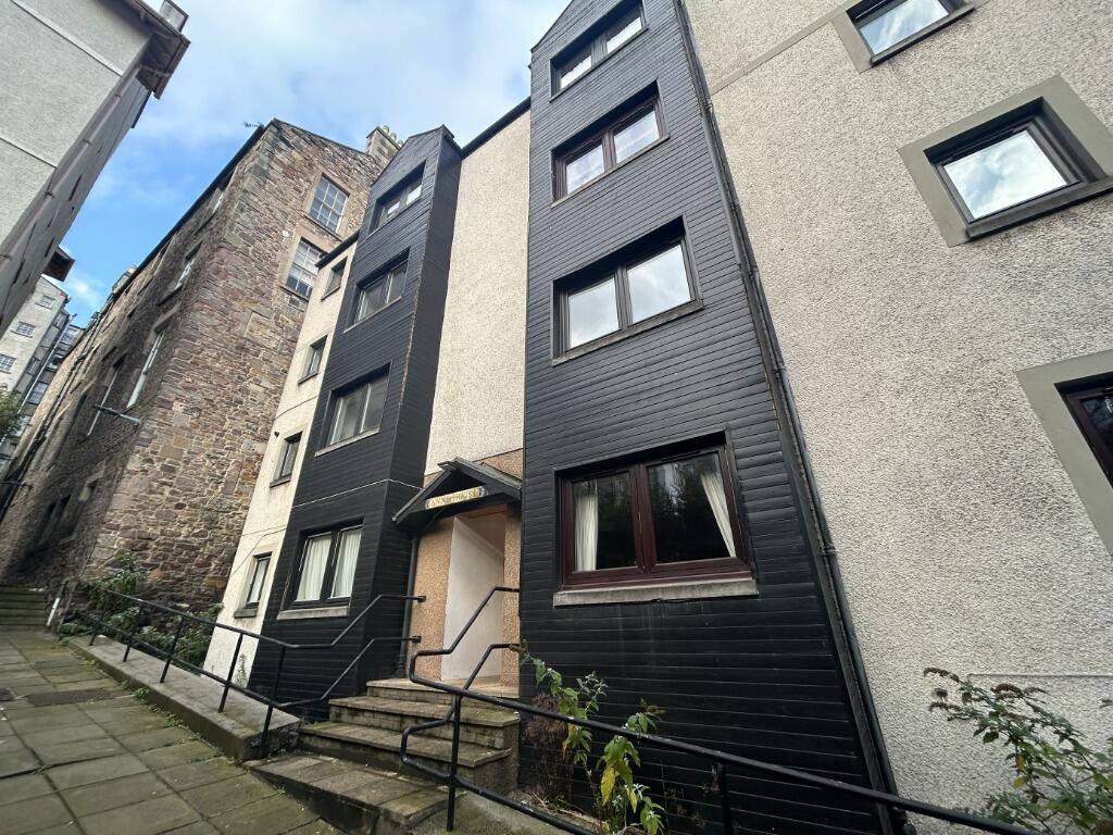 Main image of property: 11/8 Bells Wynd, Old Town, Edinburgh, EH1
