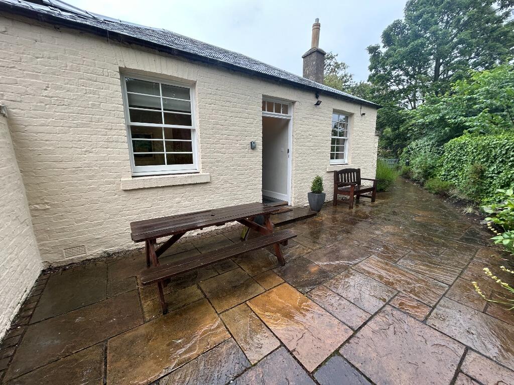 Main image of property: Lufra Bank, Granton View, Trinity, Edinburgh, EH5