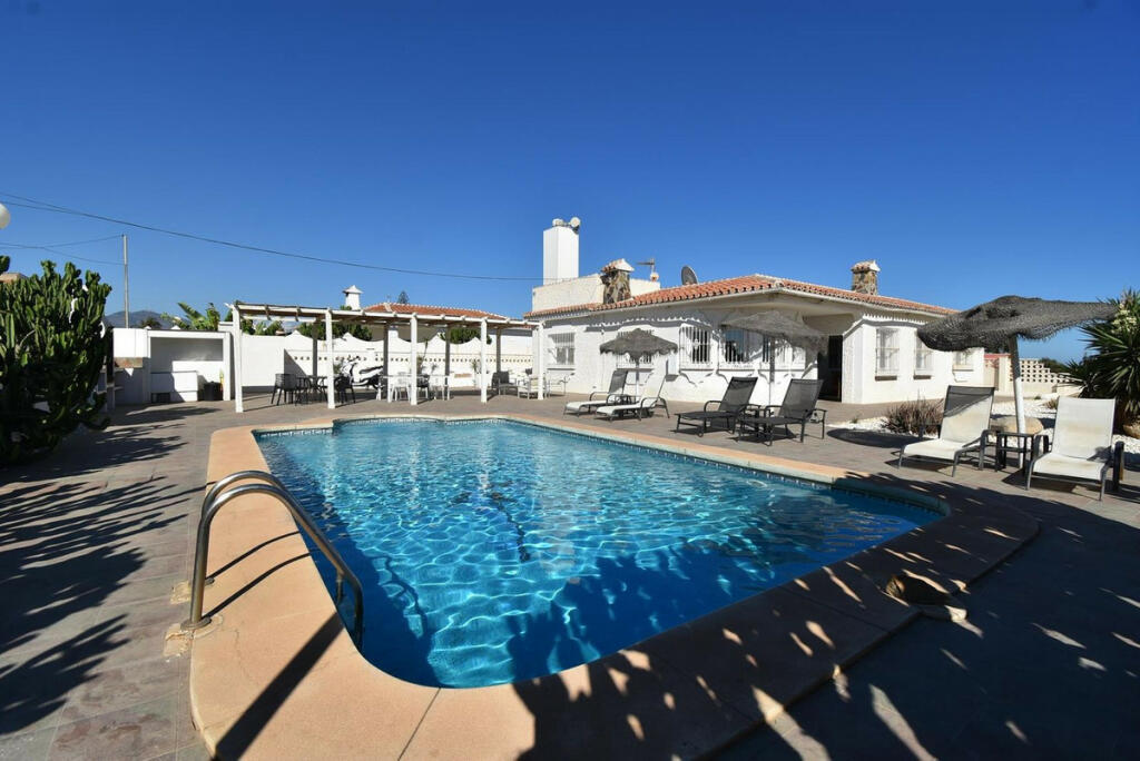 3 bedroom villa for sale in Andalucia, Malaga, El Faro, Spain