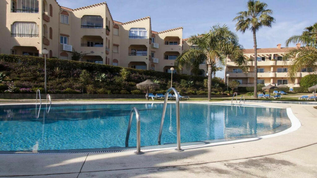 2 bedroom apartment for sale in Andalucia, Malaga, El Faro, Spain