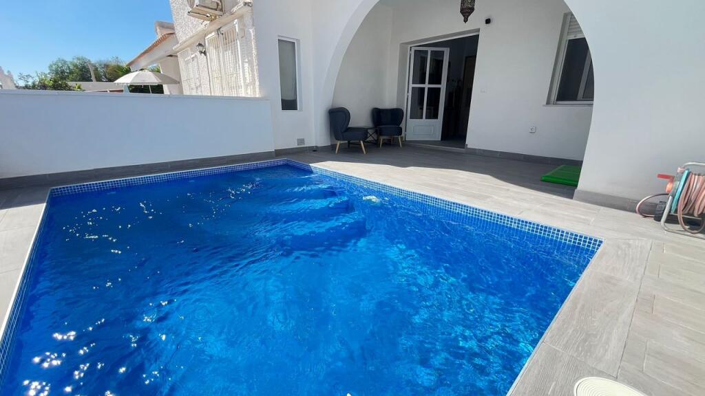 Main image of property: Valencia, Alicante