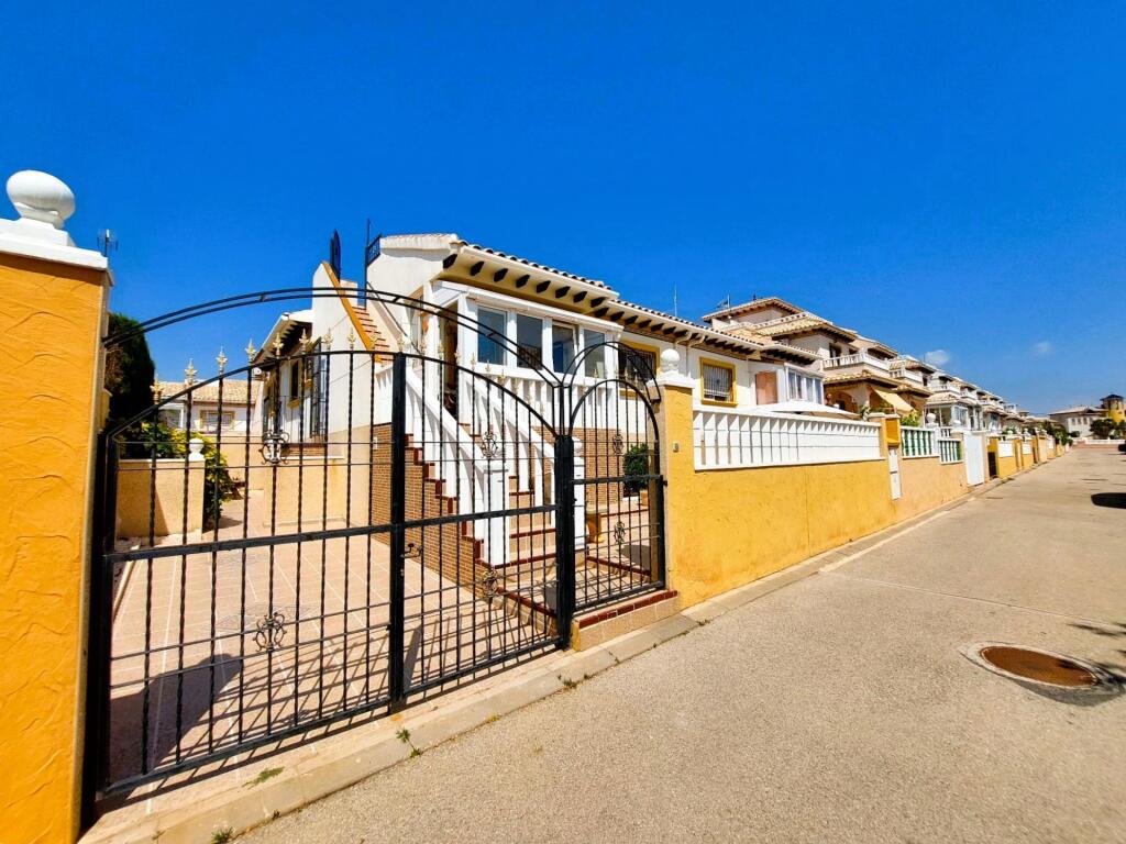 Main image of property: Valencia, Alicante, Orihuela Costa