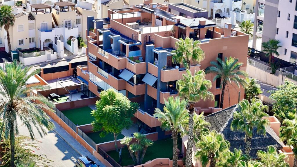 Main image of property: Valencia, Alicante, Villamartin