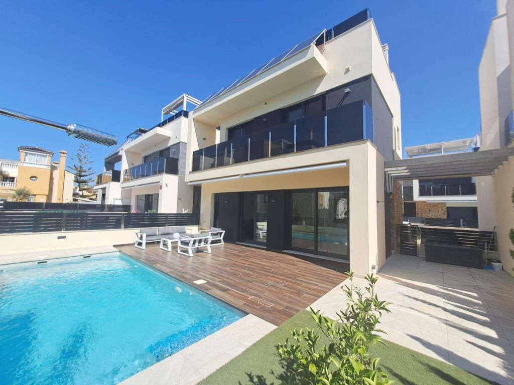 Main image of property: Valencia, Alicante, Orihuela Costa