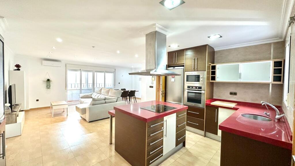 Main image of property: Valencia, Alicante, Torrevieja