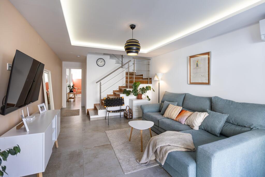 Main image of property: Valencia, Alicante, Torrevieja