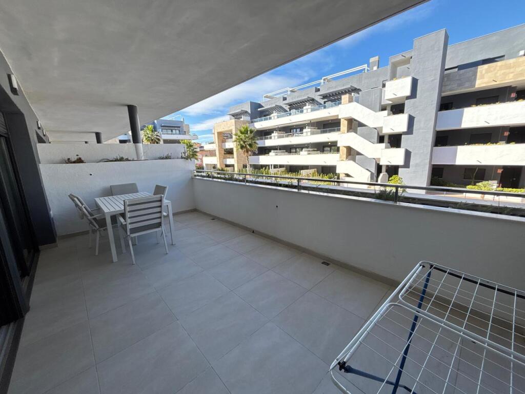 Main image of property: Valencia, Alicante, Playa Flamenca