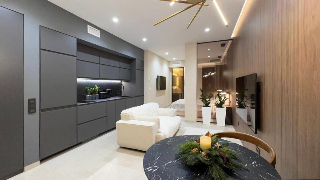 Main image of property: Valencia, Alicante, Torrevieja