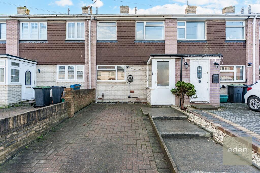 Main image of property: New Hythe Lane, Larkfield, ME20